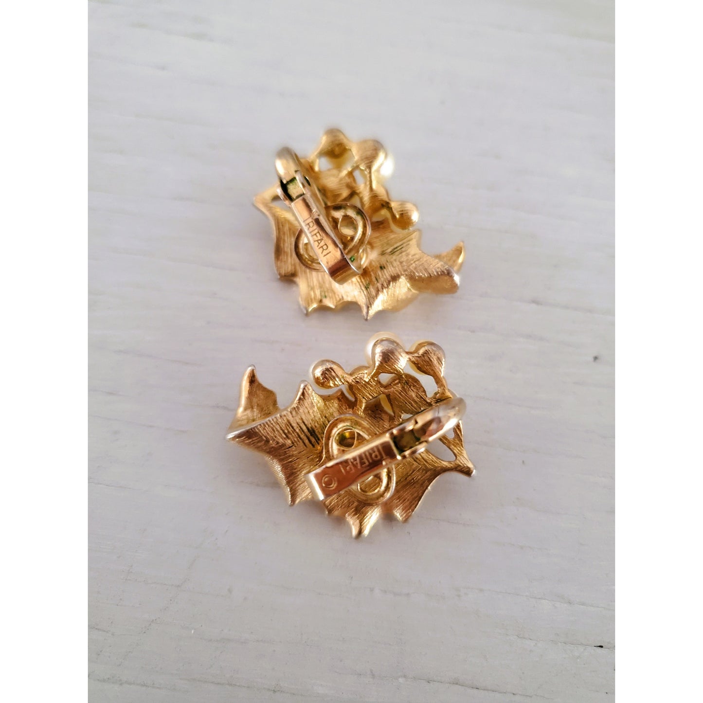 Vintage Mid-Century Crown Trifari Holly Leaf and Pearl Set