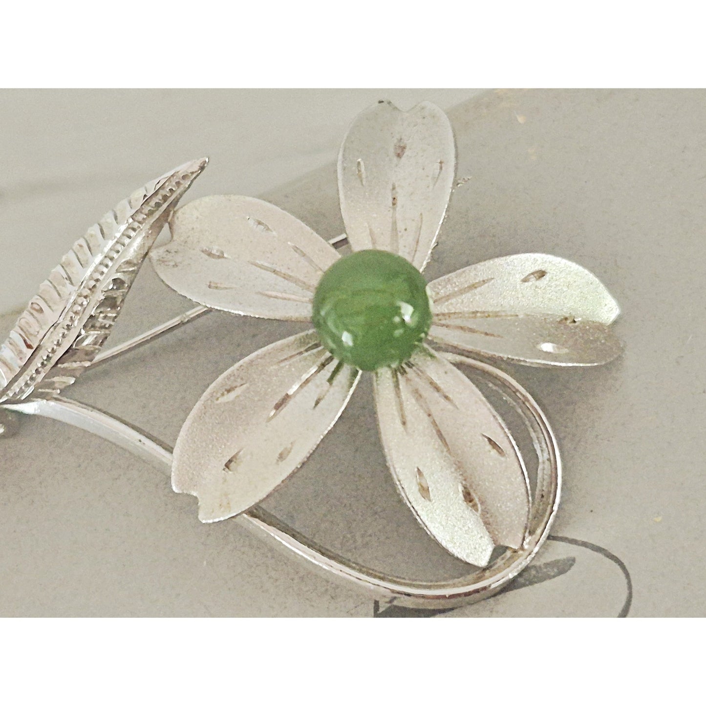 Vintage SIlver-tone Flower with Green Agate Stone Brooch