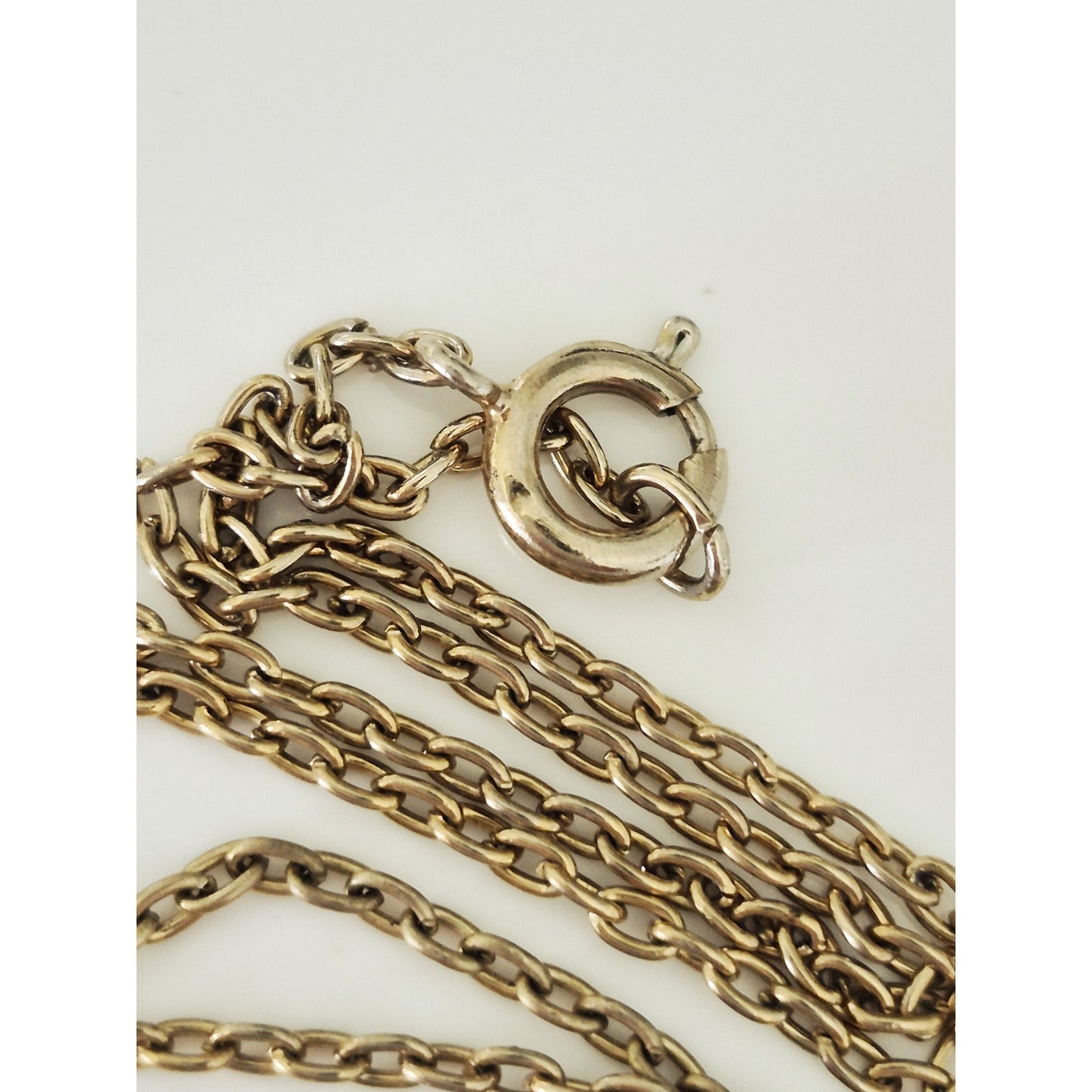 Vintage Floral Etched Round Gold-fill Locket Necklace