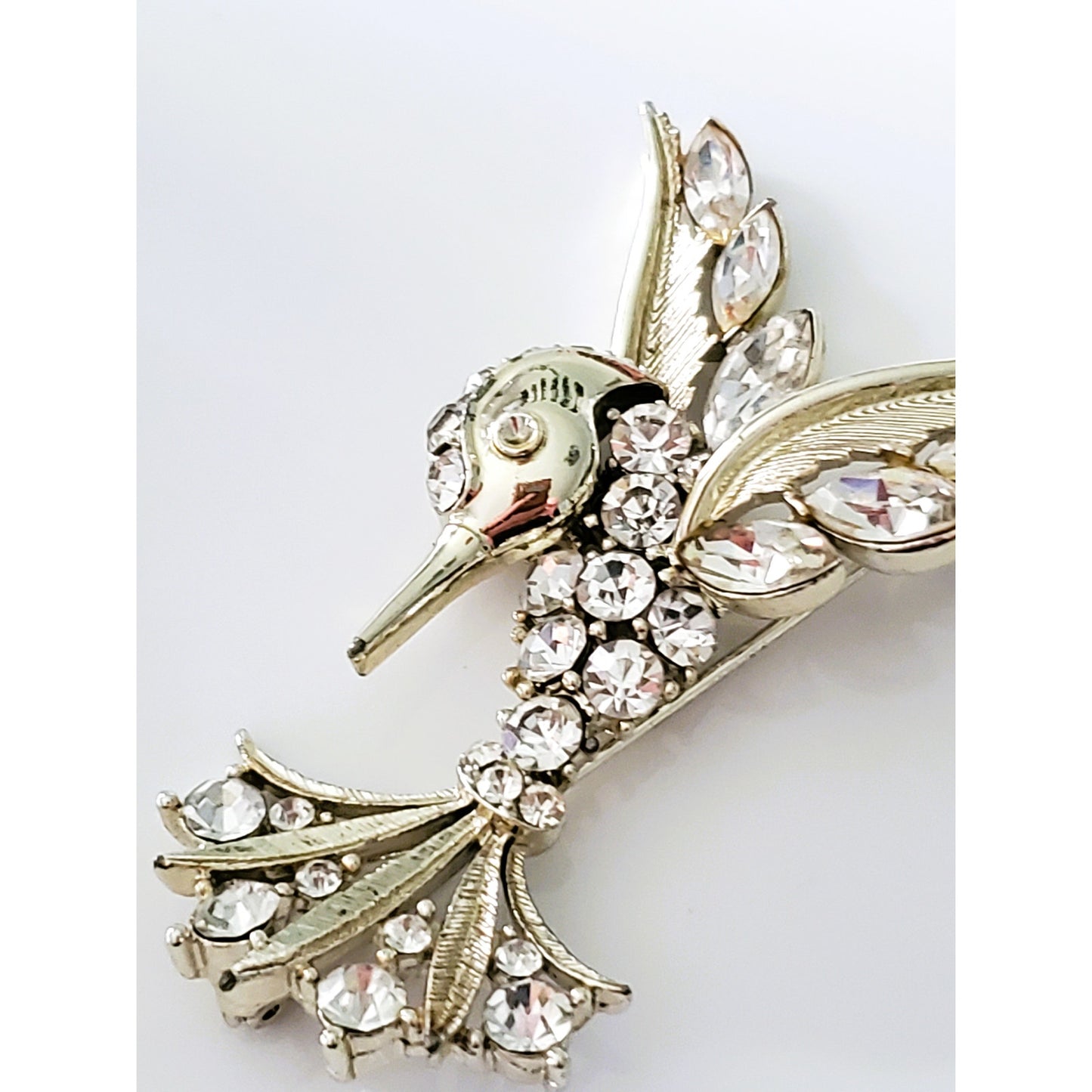 Vintage Lisner Hummingbird Brooch