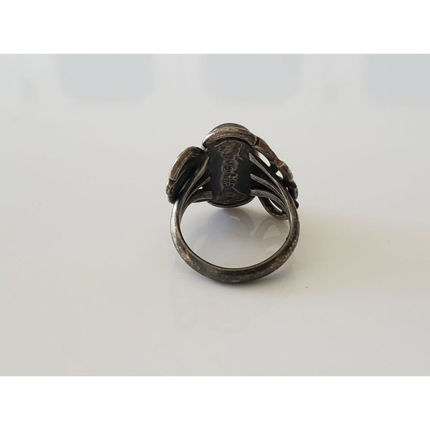 Vintage Southwestern Mother of Pearl Sterling Silver Bypass Ring