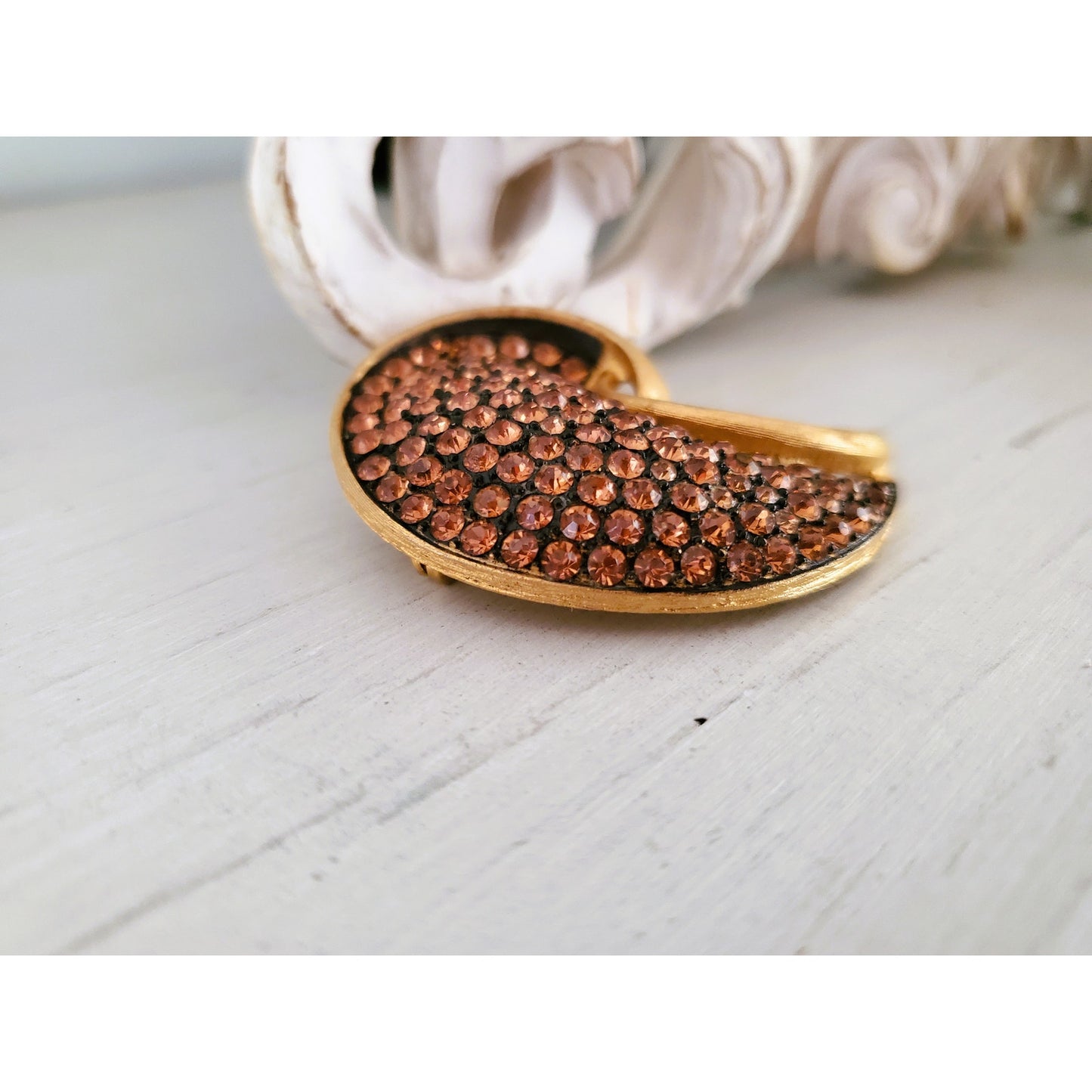 Vintage JJ Gold Tone Bronze Swirl Rhinestones Brooch