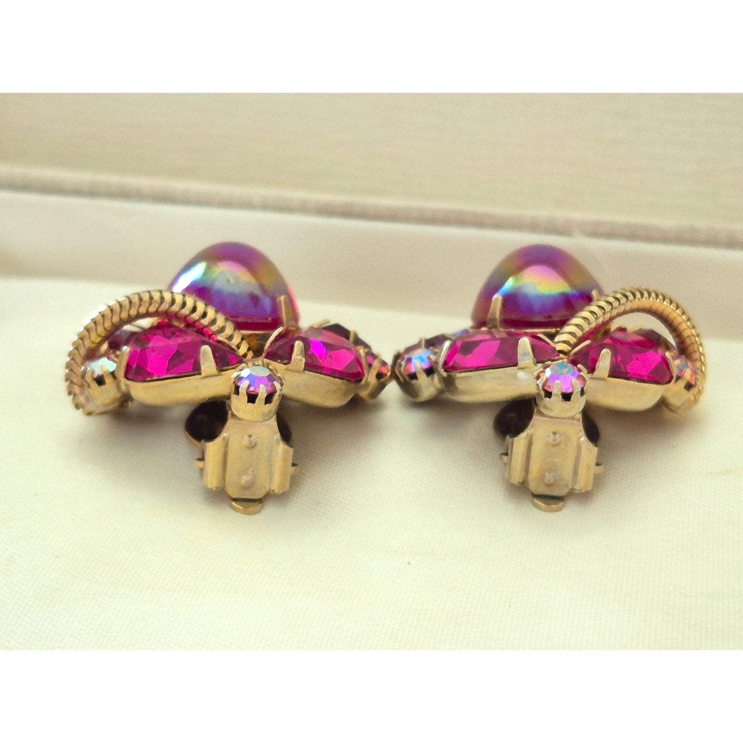 Vintage Mid-Century Gold Ribbon Rope Rink Red AB Clip-on Earrings