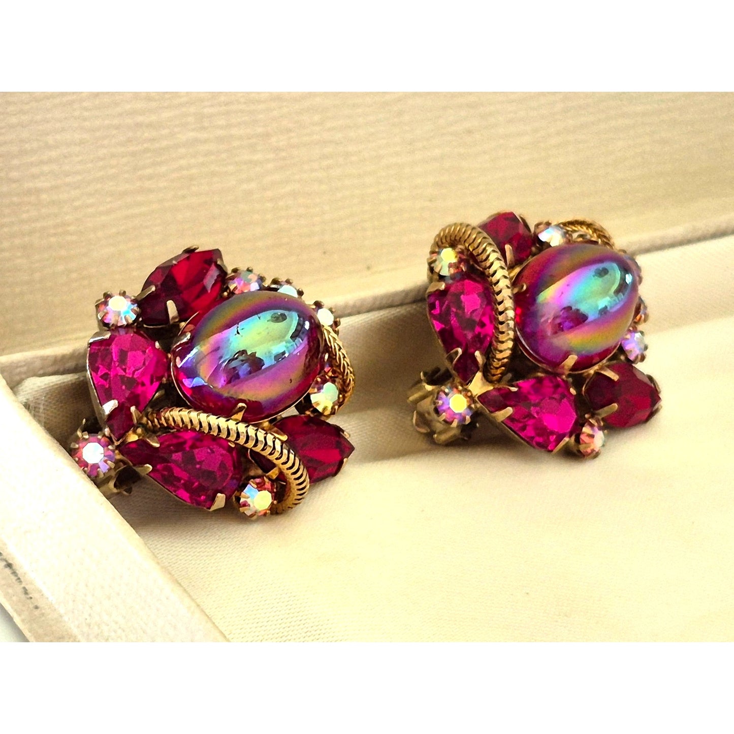 Vintage Mid-Century Gold Ribbon Rope Rink Red AB Clip-on Earrings