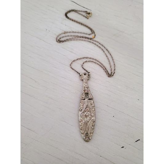 Antique 1920s Art Deco Nov-E-Line Necklace