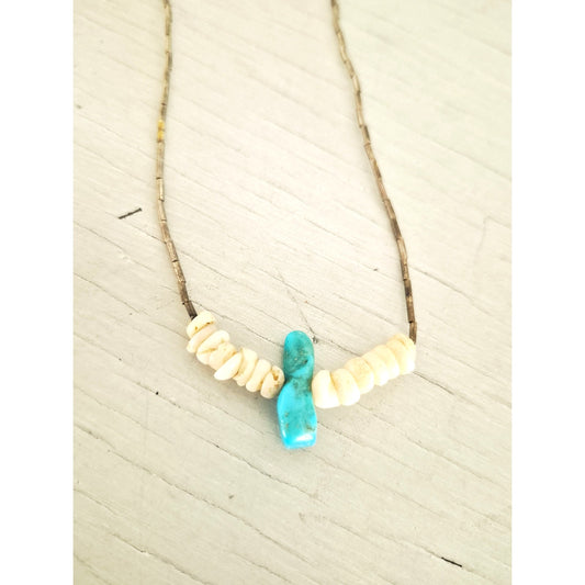Vintage Southwestern Native Turquoise & Puka Shell Boho Choker Necklace