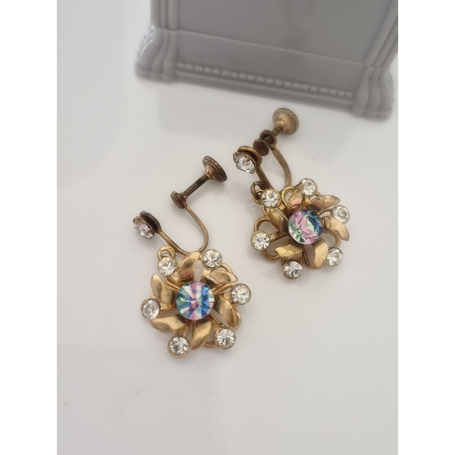 Vintage MCM Iris Striped Rhinestone Dangle Flower Screw-on Earrings