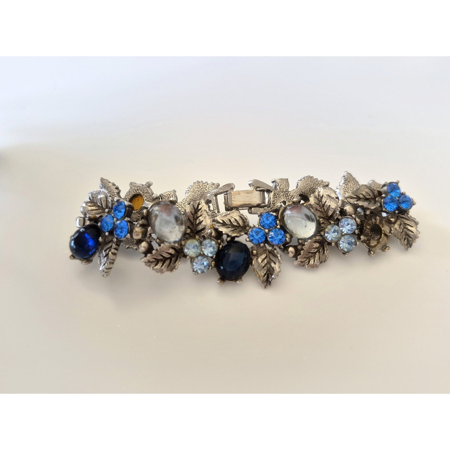 Vintage Art Designer Blue Carbochan Floral Bracelet