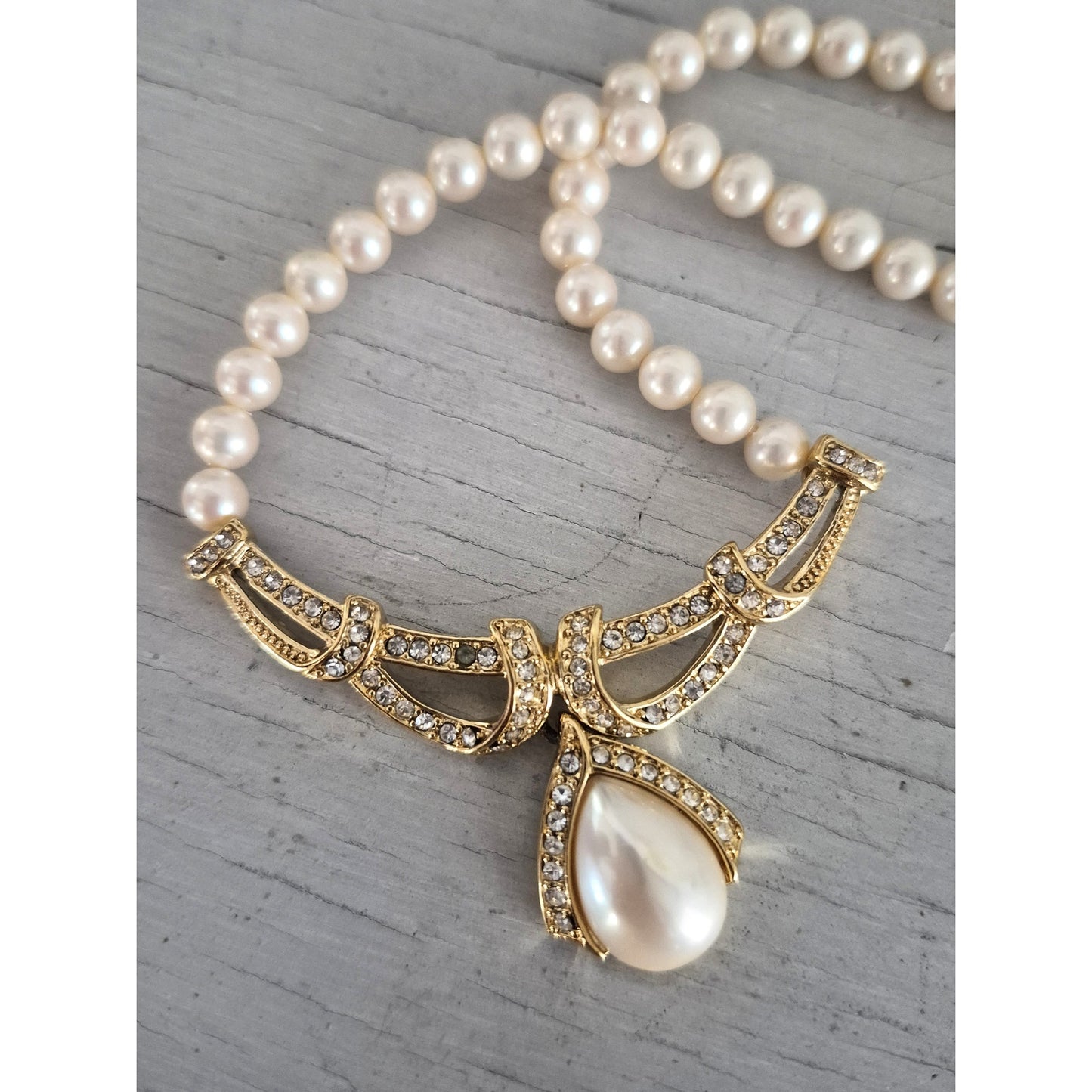 Vintage Trifari Faux Pearl Choker Necklace