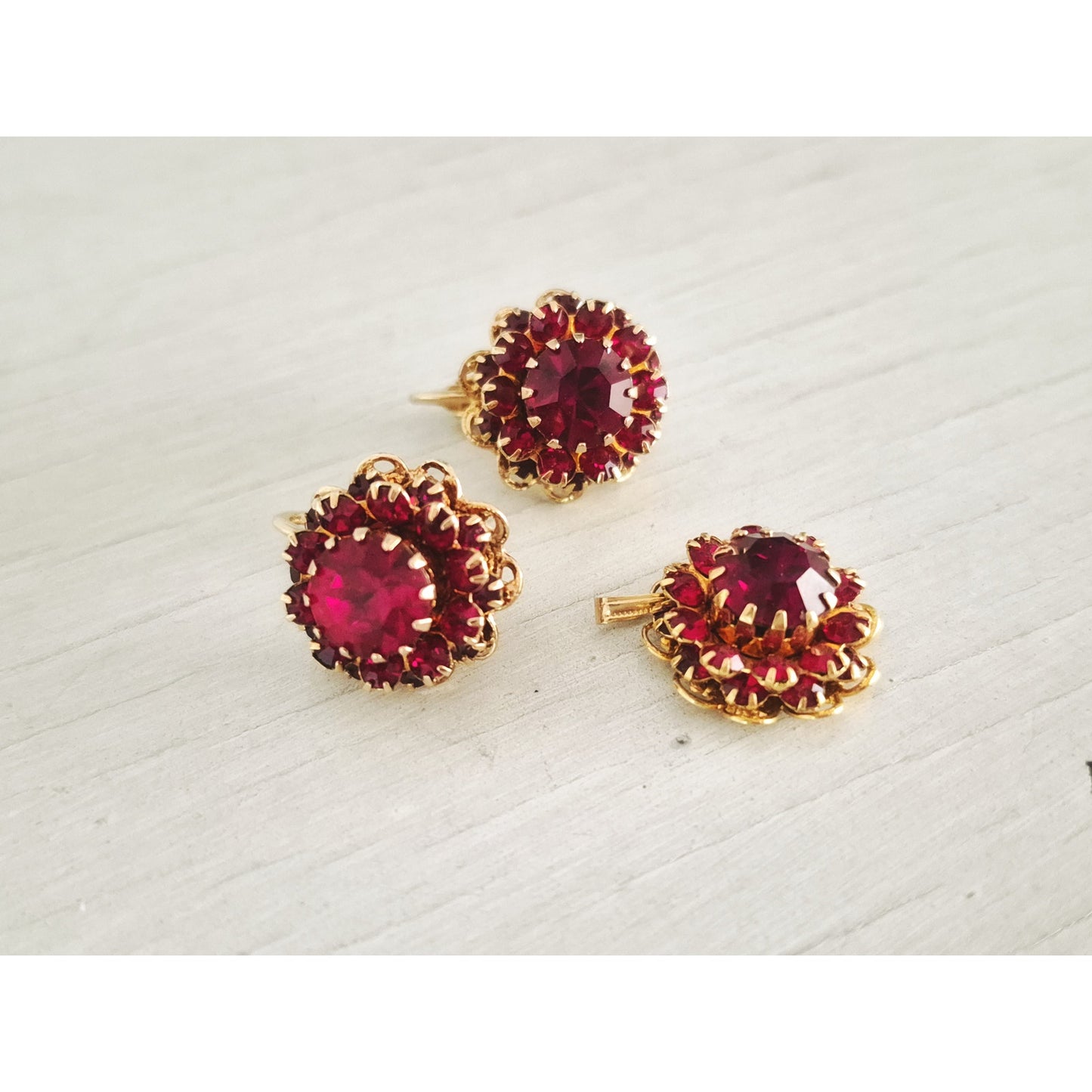Vintage Sarah Coventry Ruby Red Cluster Pendant and Earring Set