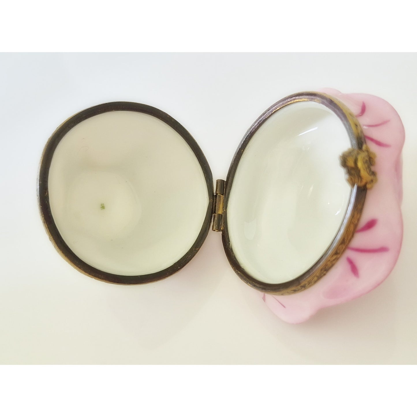 Vintage Rare Pink Rose Bud Peint Main Limoges France Trinket Box