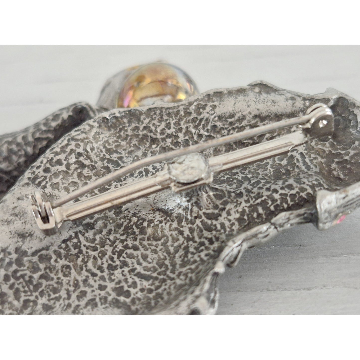 Vintage Signed JJ Wizard Aurora Borealis Crystal Ball Rhinestone Brooch