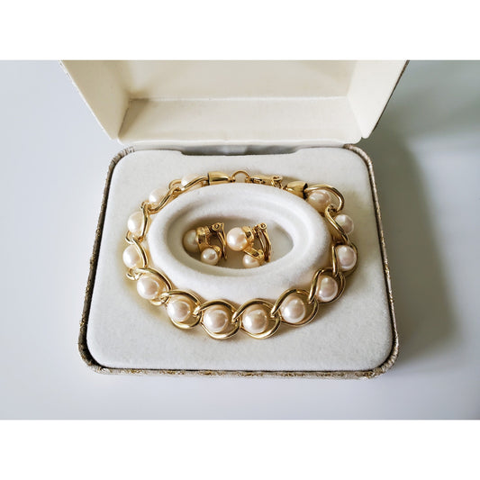 Vintage Faux Pearl and Gold Tone Bracelet and Earring Set by Richelieu