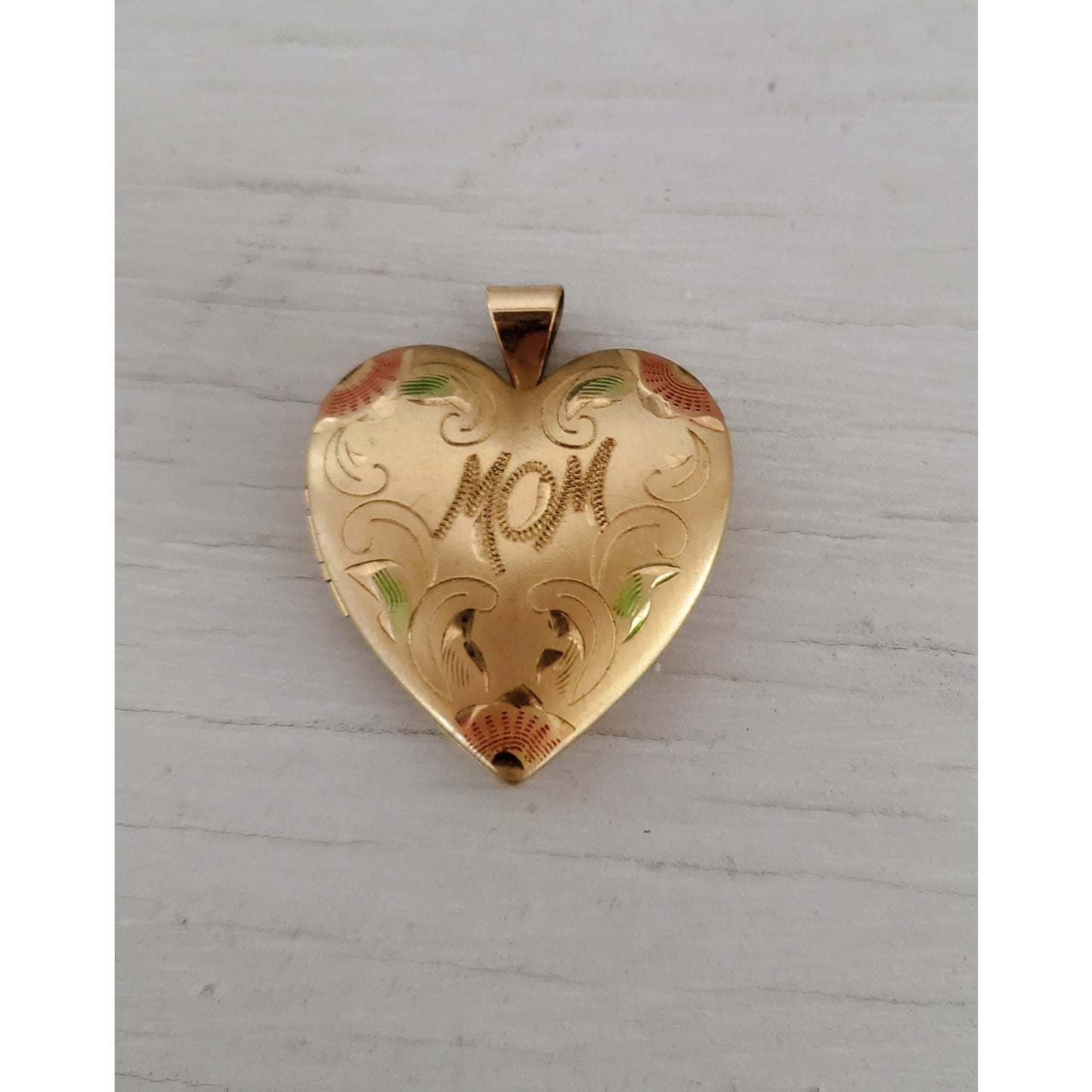 Vintage 1960s 14K Gold Fill PPC Engraved Mom Locket Pendant