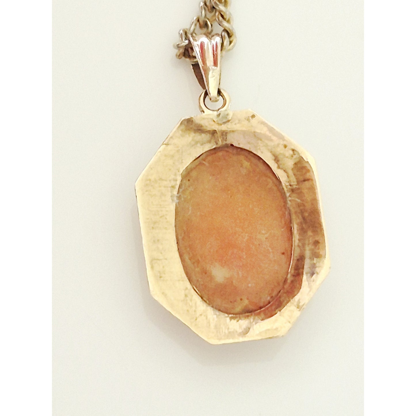 Vintage 10K Gold Mini Victorian Hand-carved Shell Cameo Pendant with Necklace