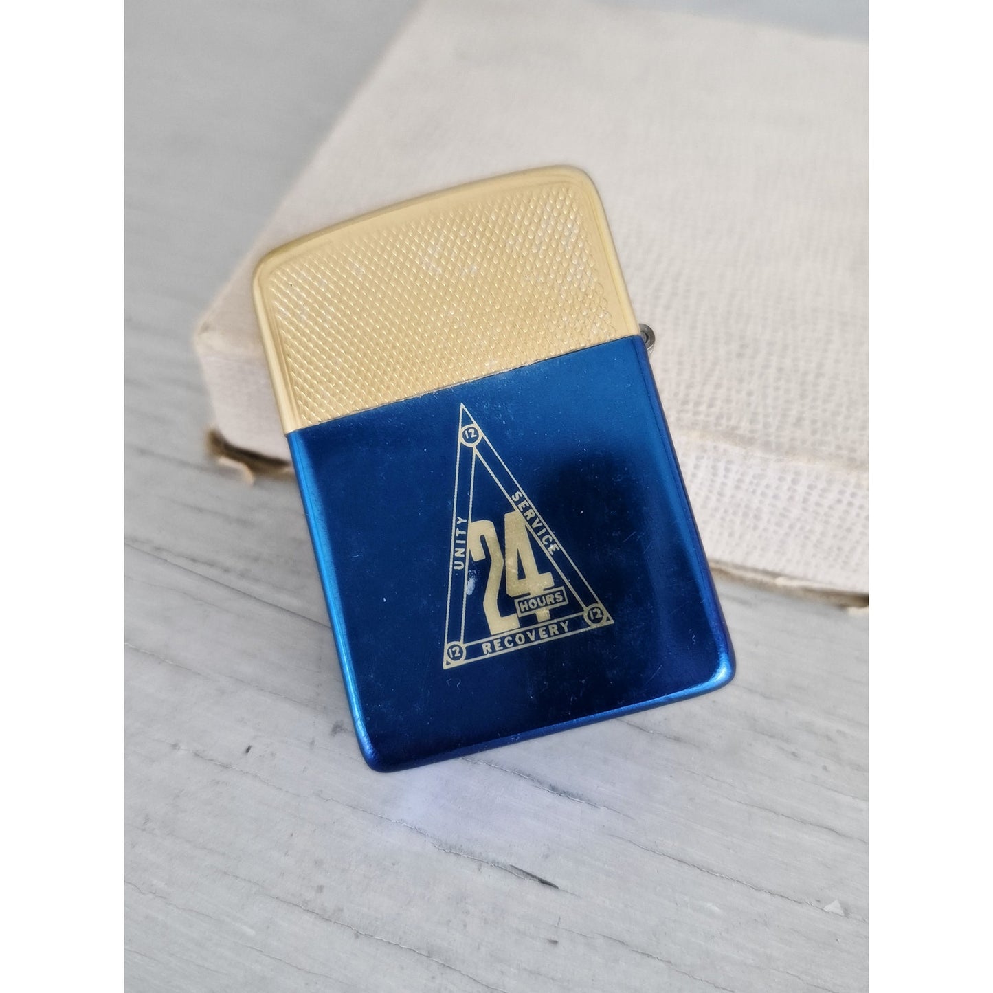 Vintage Blue and Gold Park Cigarette Lighter