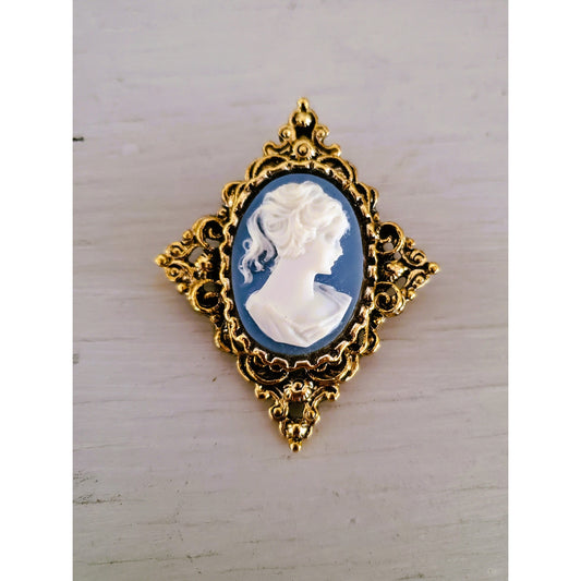 Vintage Gerry's Blue and White Cameo Brooch and Pendant