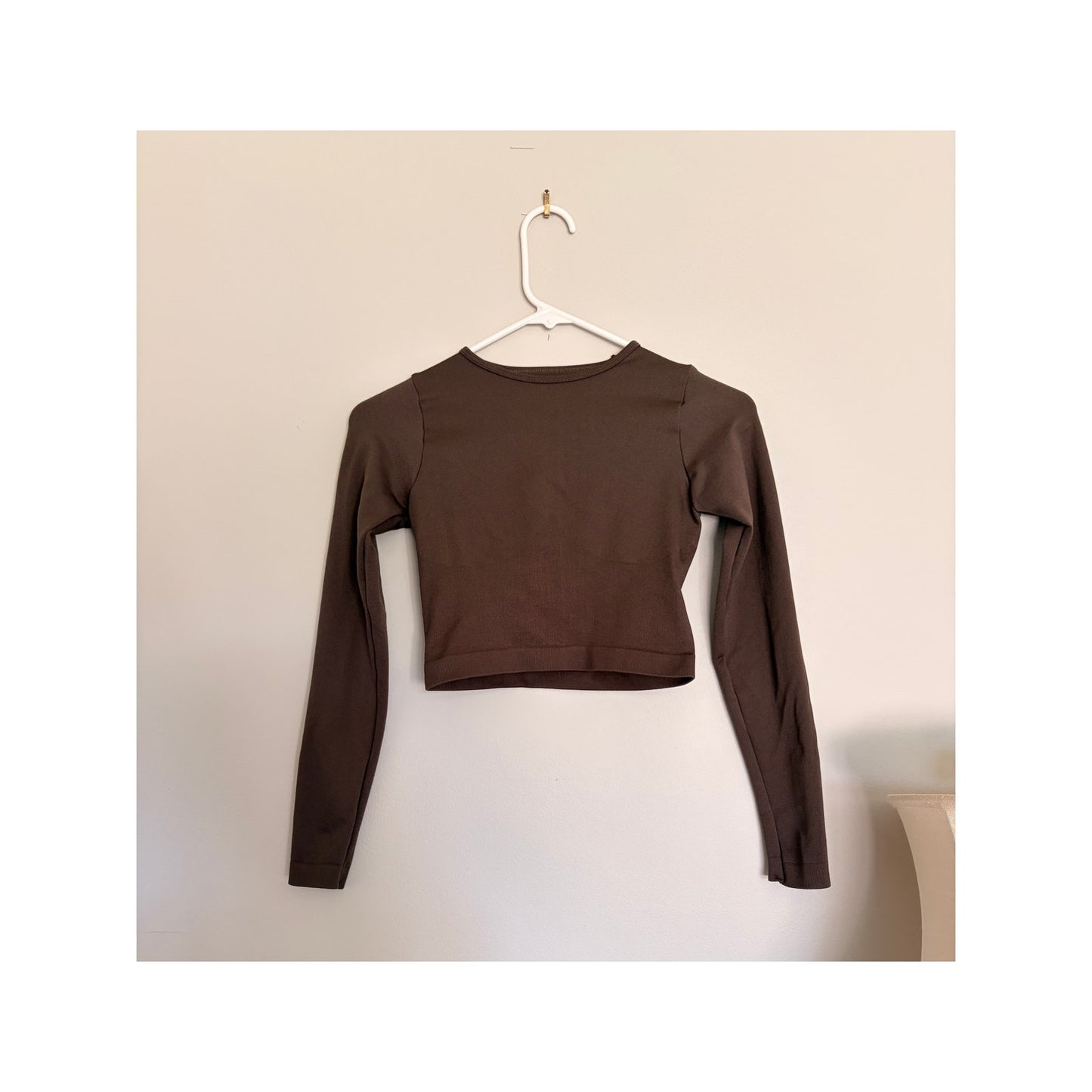 Pretty Little Thing Dark Brown Long Sleeve Crop Top