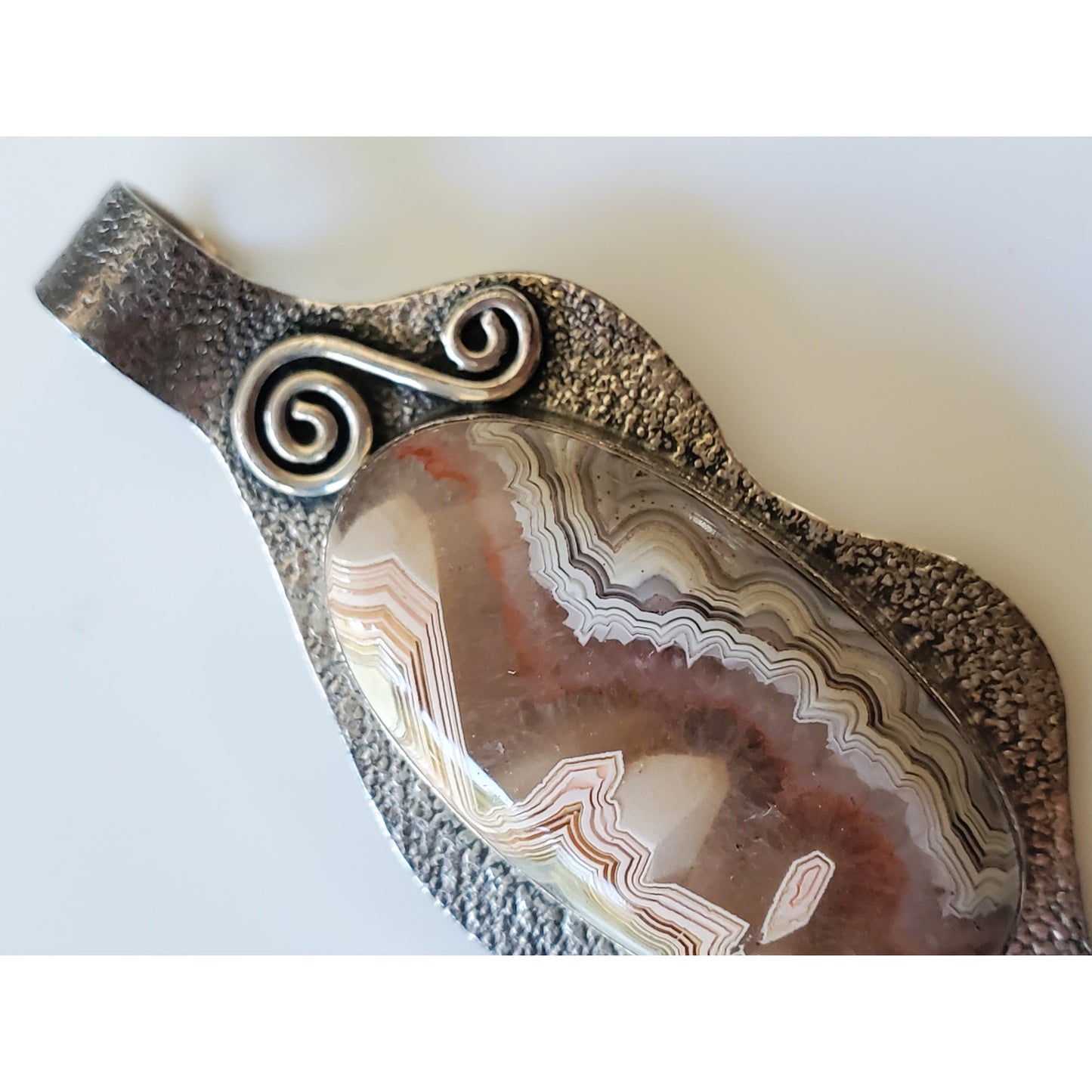 Vintage Sterling Silver Agate Pendant