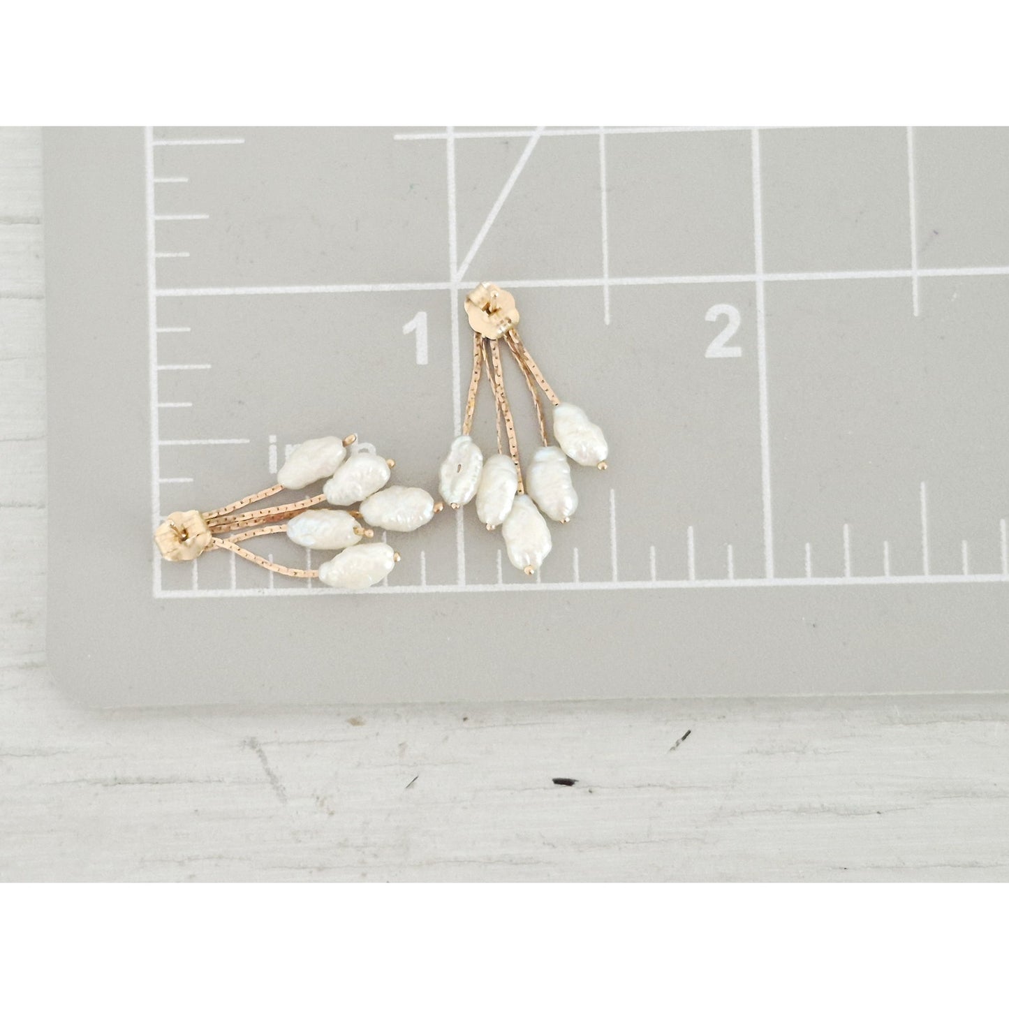 Vintage 14K Gold Rice Pearl Dangle Earrings