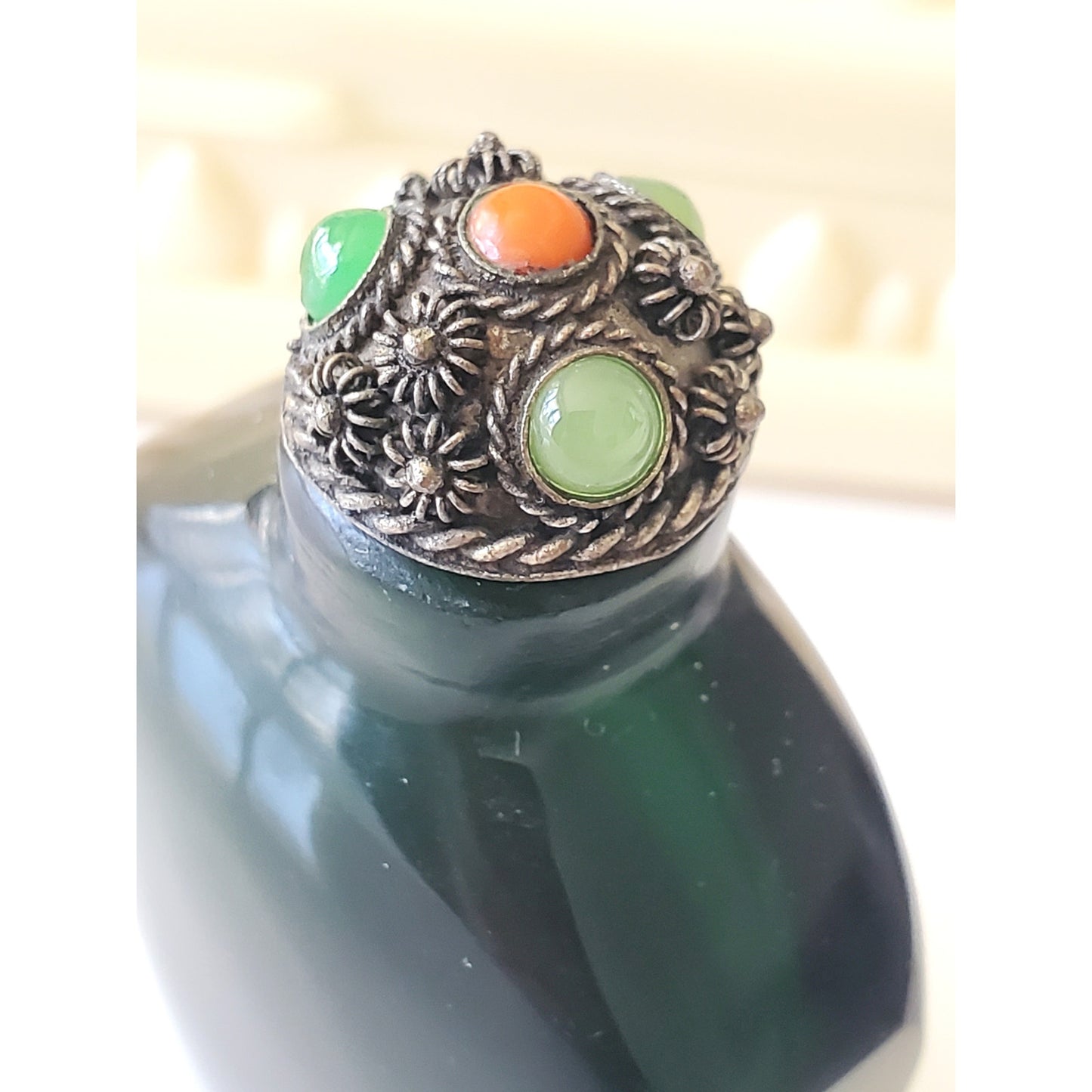 Vintage Emerald Green Chinese Snuff Bottle
