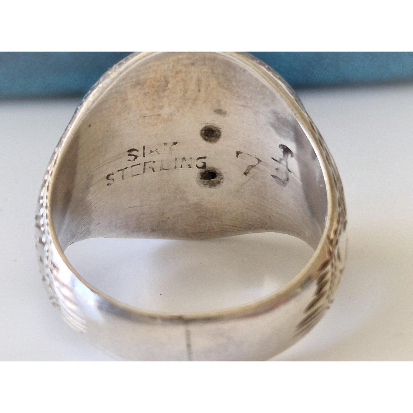 Vintage Siam Sterling Blue and Black Enamel Floral Etched Dome Ring