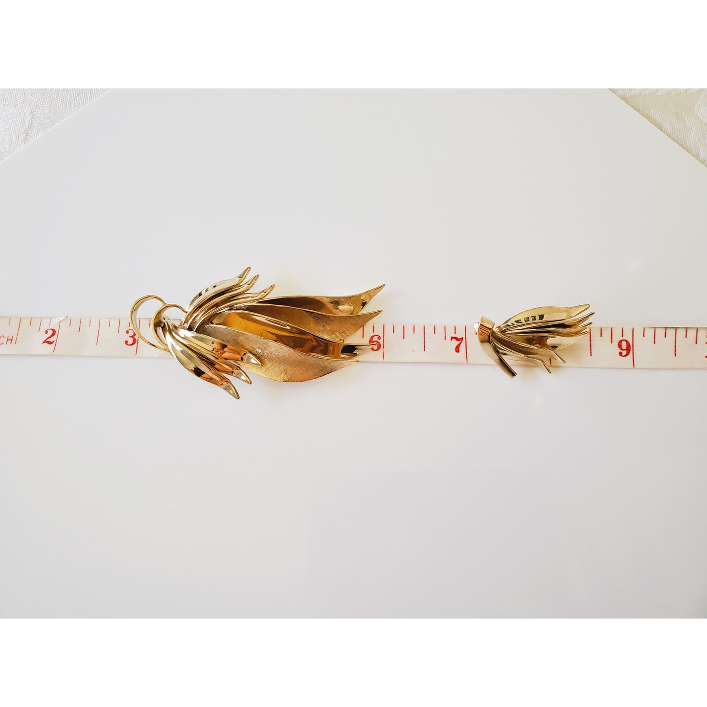 Vintage Mid Century Gold Tone Feather Brooch and Earring Set