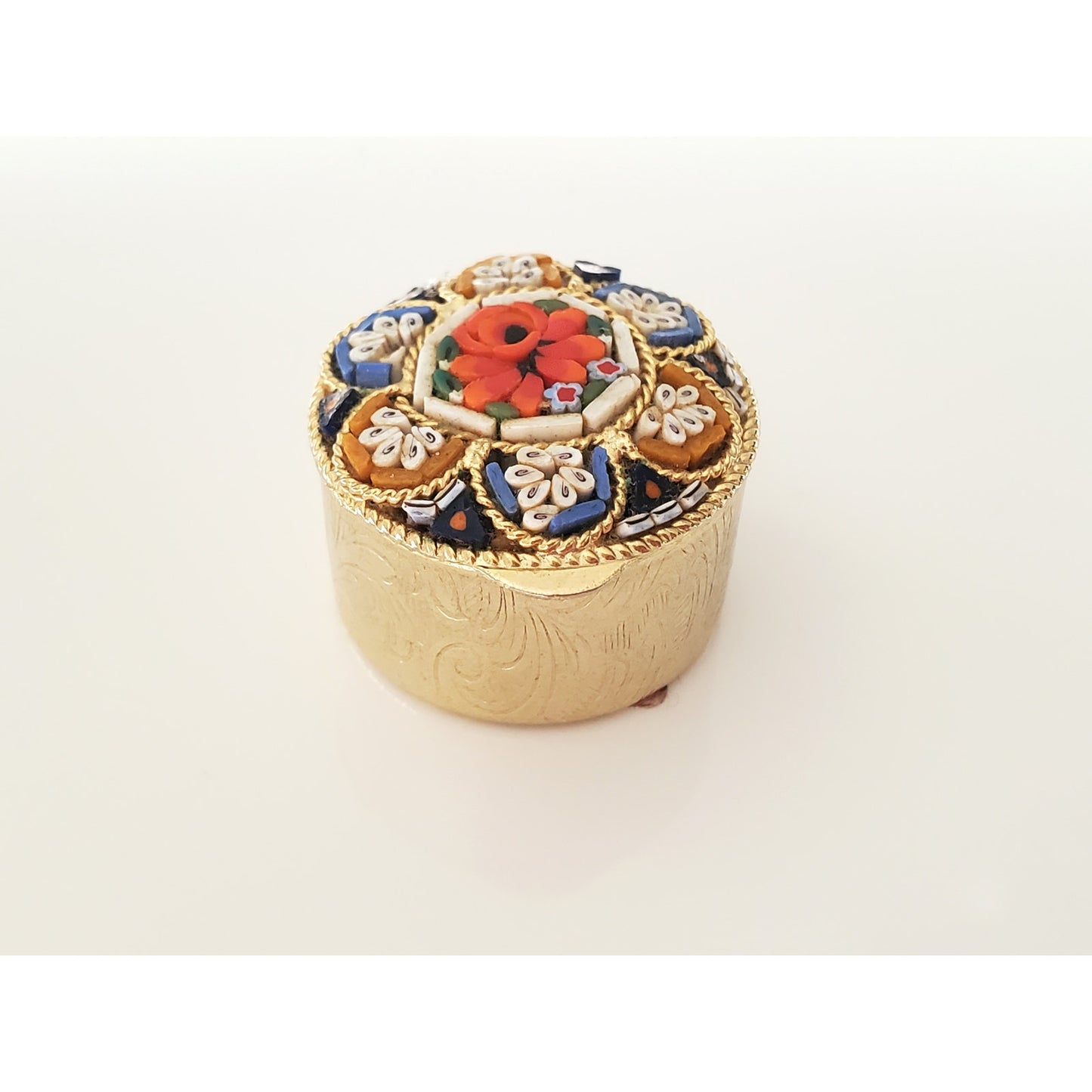 Vintage 1940s Micro Mosaic Italian Tile Pill Box