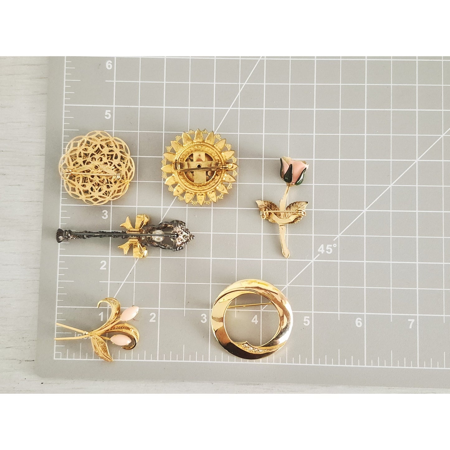 Vintage Gold-tone Brooch Lot of 6