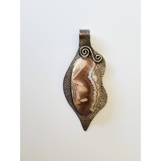 Vintage Sterling Silver Agate Pendant