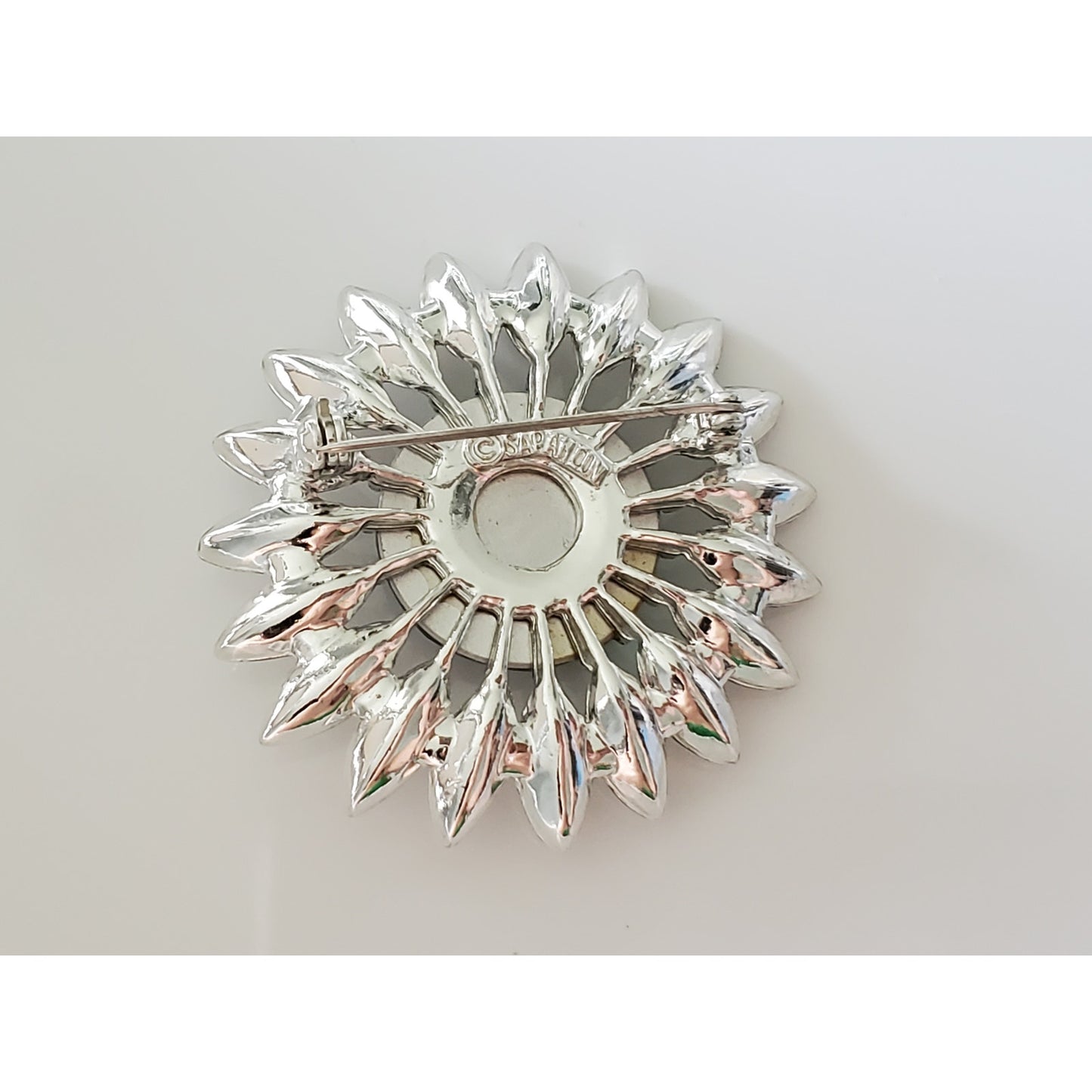 Vintage Sarah Coventry Green Emerald and Clear Sunflower Starburst Brooch