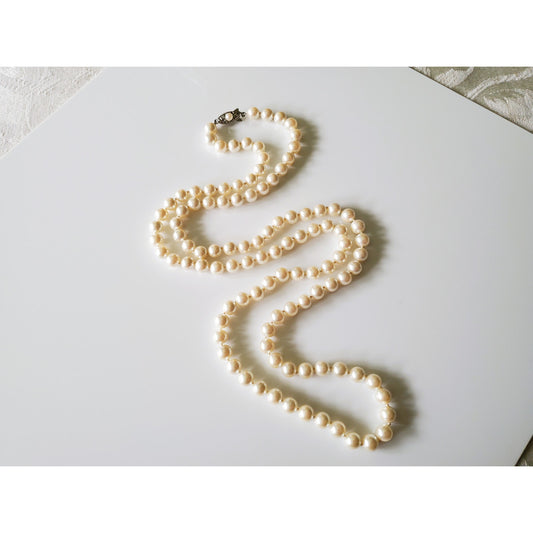 Vintage Faux Pearl Necklace with Silver Clasp