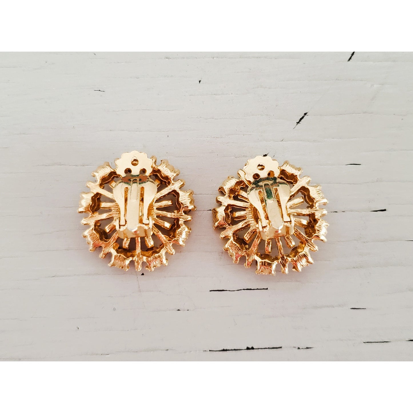 Vintage Fuchsia Rhinestone Round Gold Tone Earrings