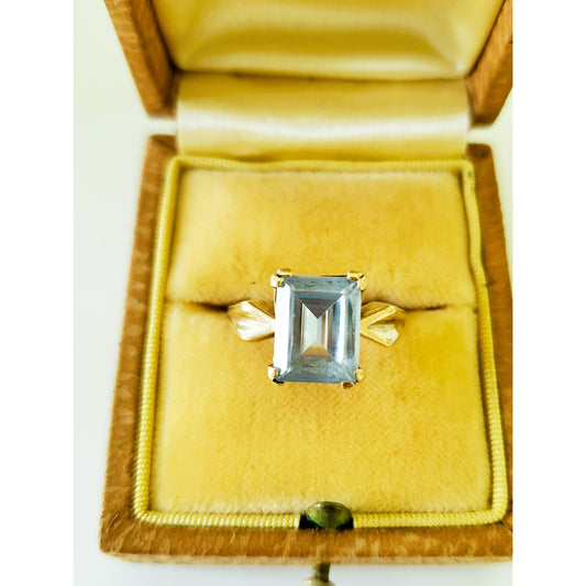Vintage 10k Gold Topaz Ring