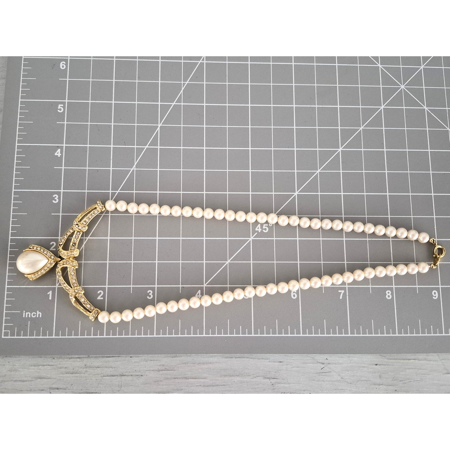 Vintage Trifari Faux Pearl Choker Necklace